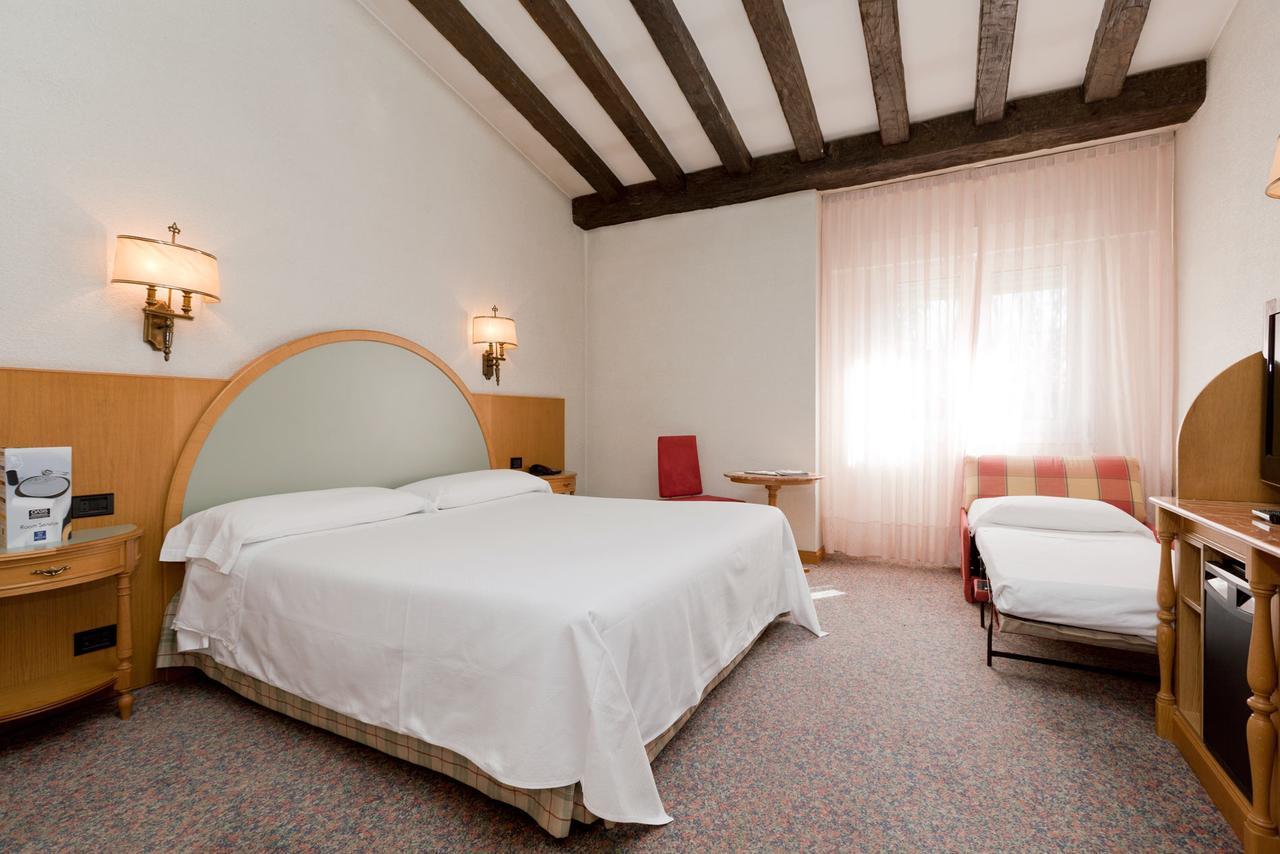 Gran Hotel Los Angeles Getafe Exterior photo