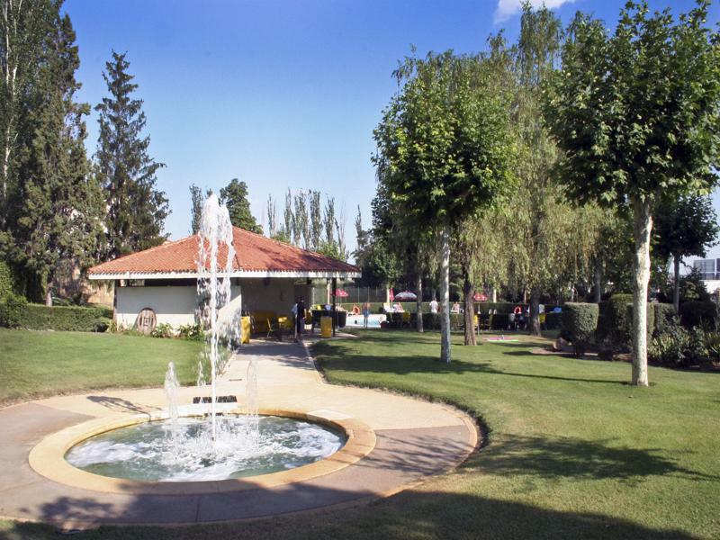 Gran Hotel Los Angeles Getafe Exterior photo