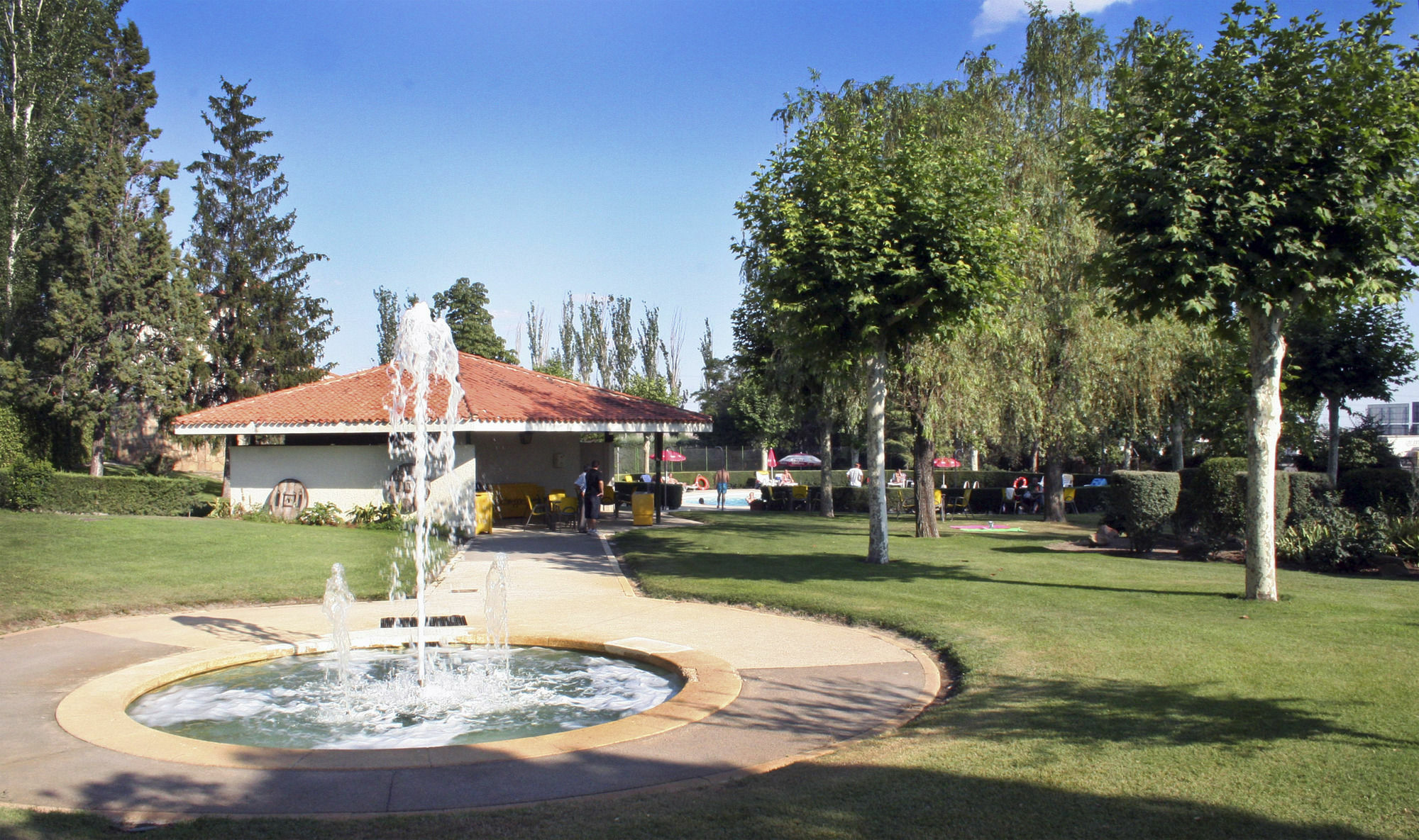 Gran Hotel Los Angeles Getafe Exterior photo