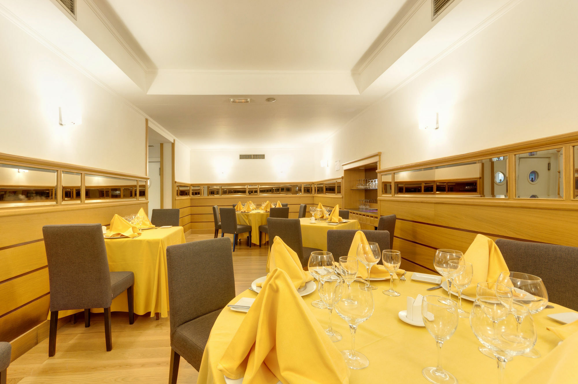 Gran Hotel Los Angeles Getafe Restaurant photo